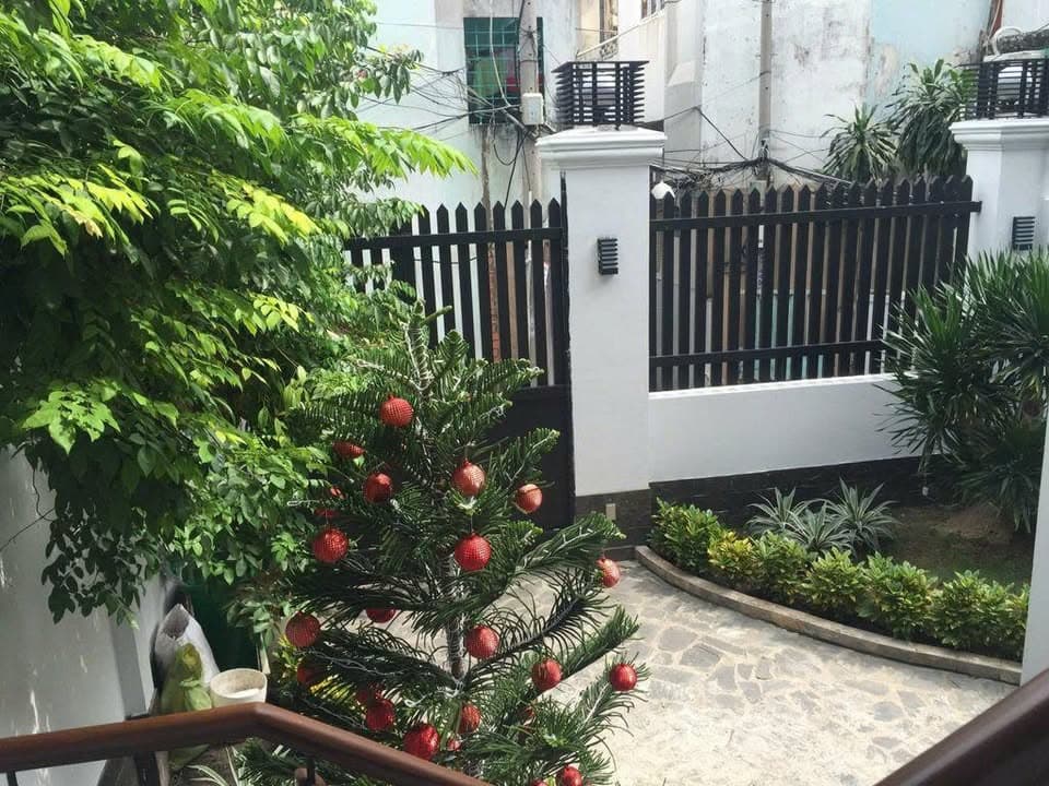 Bán nhà hẻm Nguyễn Cư Trinh, Quận 1