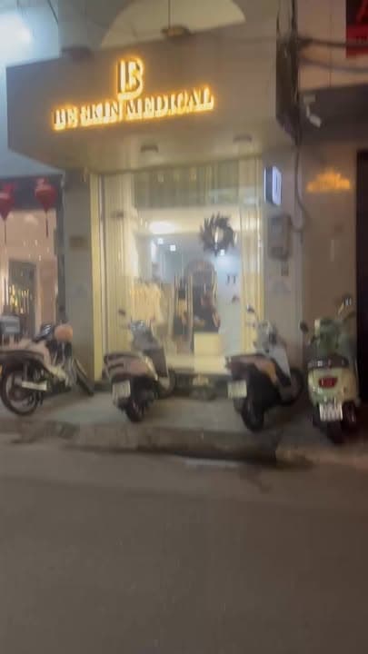 MTKD PHAN XÍCH LONG, PHÚ NHUẬN - DUY NHẤT CĂN 6 TẦNG - CÓ THANG MÁY - 35TR/THÁNG.