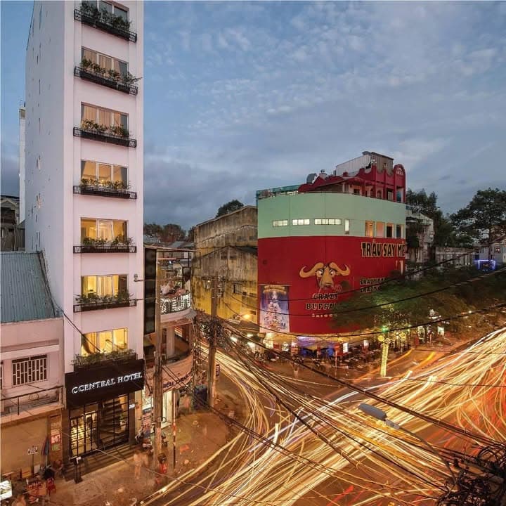 BÁN KHÁCH SẠN VIP KHU PHỐ TÂY BÙI VIỆN