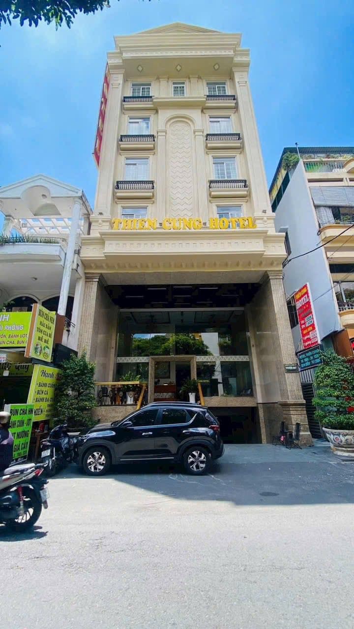 KHÁCH SẠN K300, TÂN BÌNH – HẦM 7 TẦNG, 36 PHÒNG