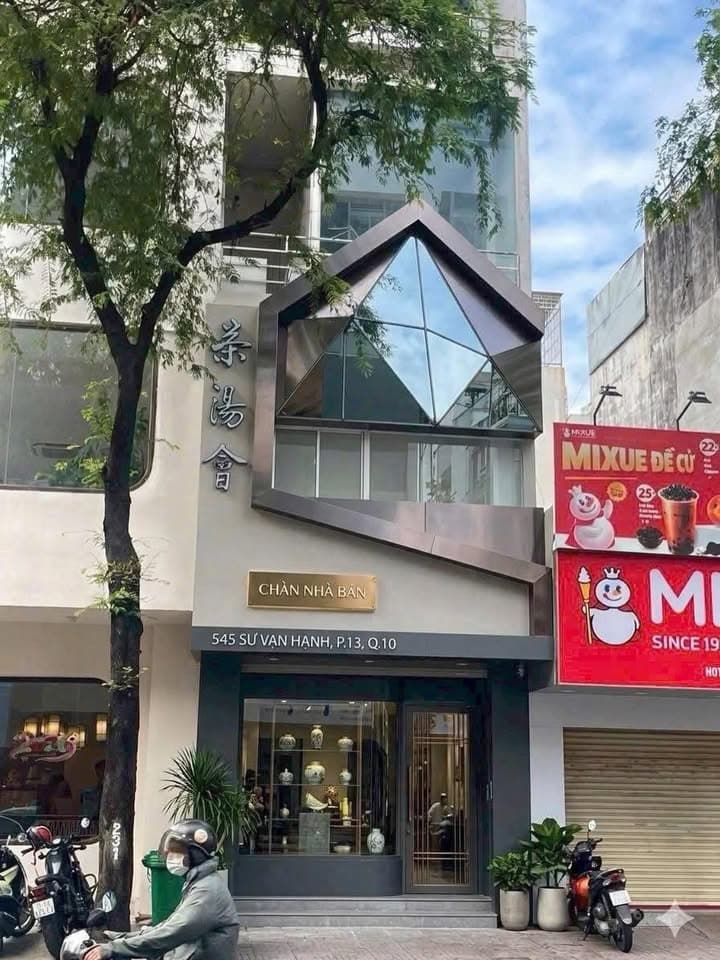 Bán nhà mặt tiền 545 Sư Vạn Hạnh, Phường Hoà Hưng, Thành phố Hồ Chí Minh (Phường 13, Quận 10 cũ)