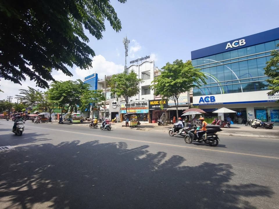 /Siêu Vị Trí Góc 2 Mặt Tiền Phạm Hùng Đoạn Đẹp, P.5, Quận 8