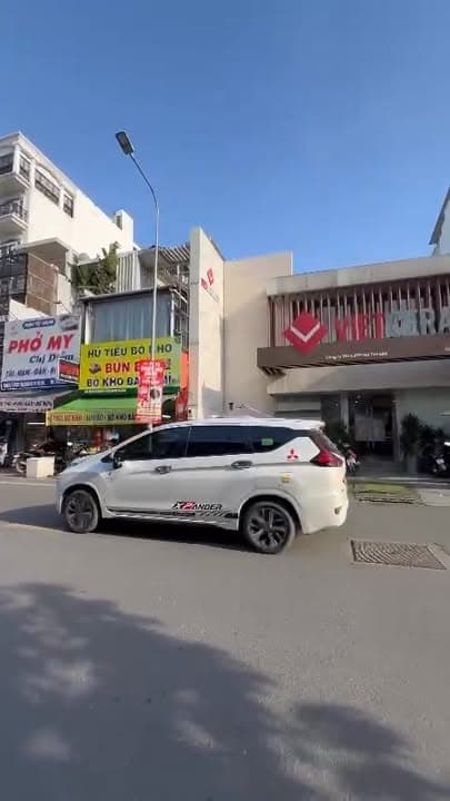 CHO THUÊ NHÀ MT: DUY NHẤT 1 CĂN TÔ HIẾN THÀNH, Q.10 – VỊ TRÍ ĐẸP, 2 MẶT TIỀN