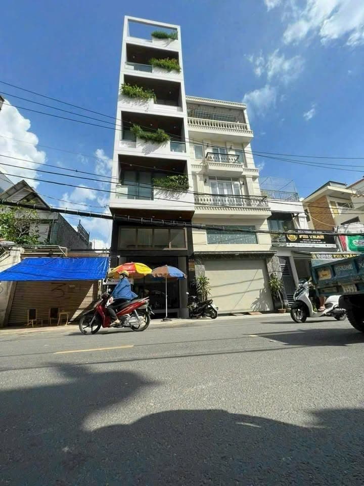 Mặt tiền Nguyễn Thượng Hiền - P5 Bình Thạnh