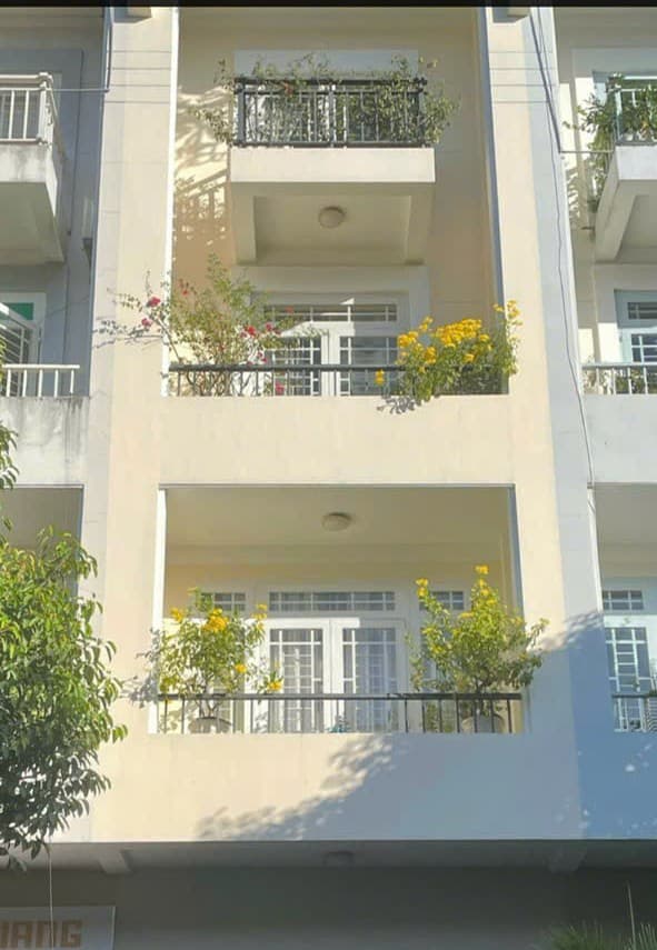 NHÀ MẶT TIỀN ĐƯỜNG NB CAO LỖ ; P.4, QUẬN 8 ; 7PN – NHÀ ĐẸP Ở NGAY