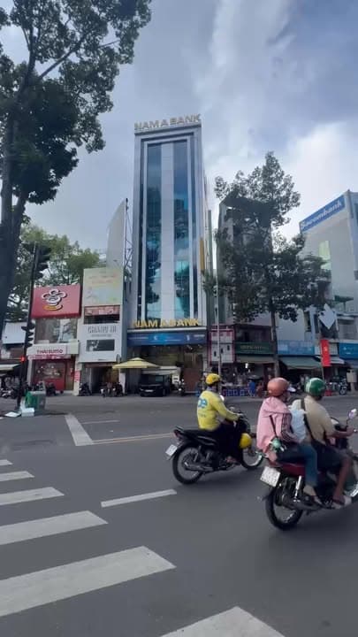 Bán Toà Nhà Siêu Vị Trí Mặt Tiền Ngô Gia Tự - Quận 10