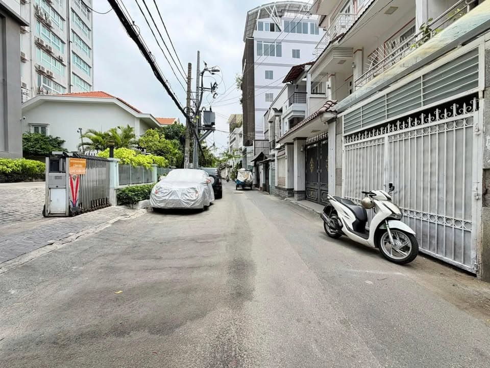 BÁN NHÀ HẺM Ô TÔ THÔNG – ĐỐI DIỆN SAMLAND RIVERVIEW