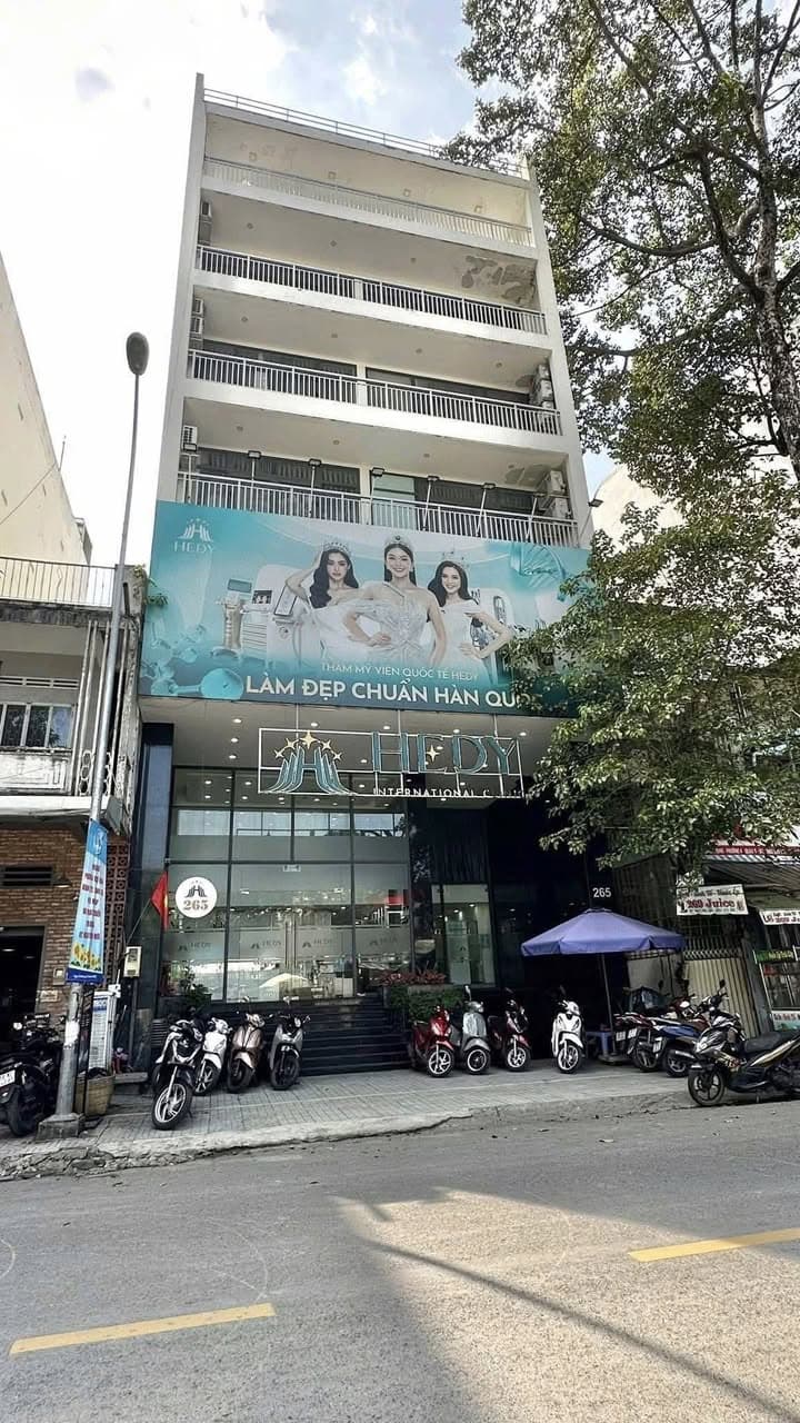 GIẢM 20 TỶ - BÁN GẤP TÒA NHÀ MẶT TIỀN QUẬN 5